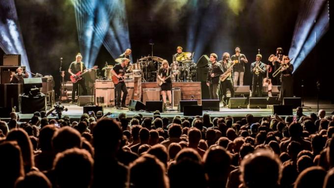 Tedeschi Trucks Band at Mesa Amphitheater